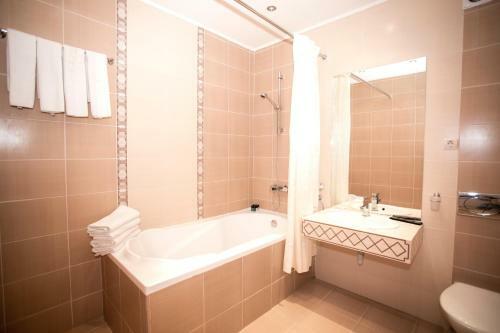 Royal Bay Hotel - All Inclusive & Aqua Park