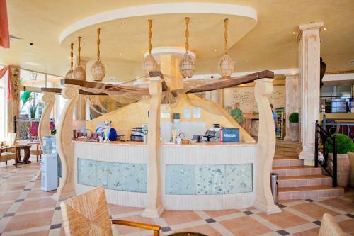 Royal Bay Hotel - All Inclusive & Aqua Park