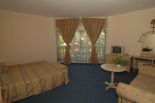 Royal Park Hotel - All Inclusive & Aqua Park