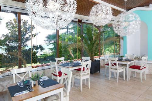 Royal Park Hotel - All Inclusive & Aqua Park