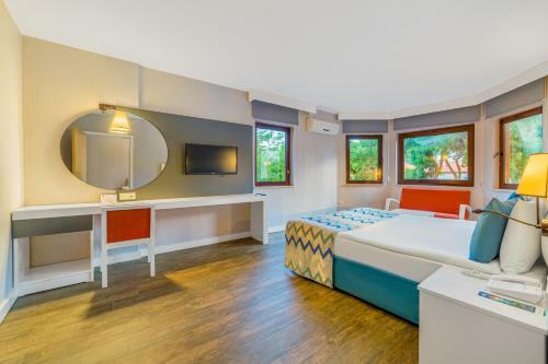 Hotel Justiniano Club Park Conti
