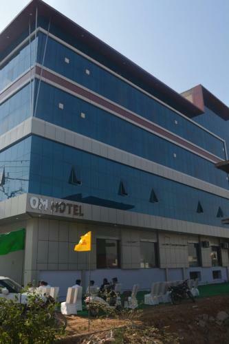Om Hotel