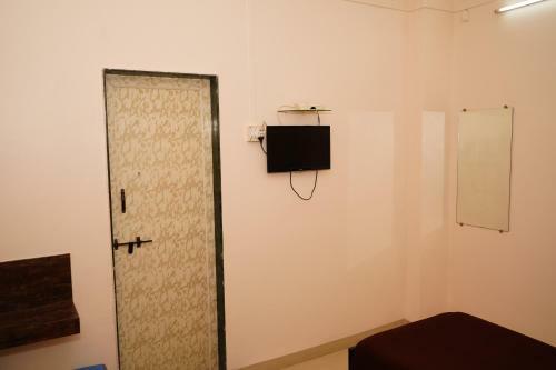 Yuvraj Lodge