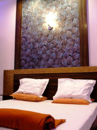 Yuvraj Lodge