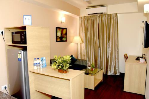 Hotel Starlit Suites