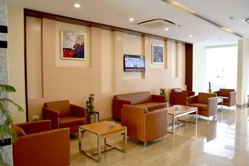 Hotel Starlit Suites