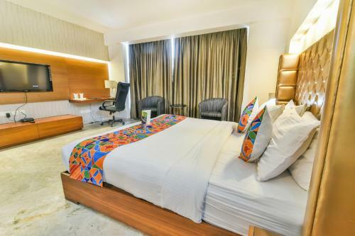 Fabhotel Prime Sage