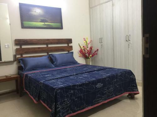 The Raveesh Service Apartment