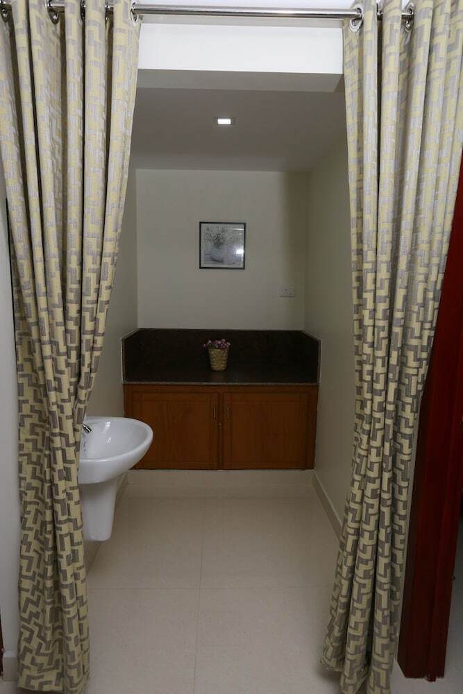Hotel Rb Palace
