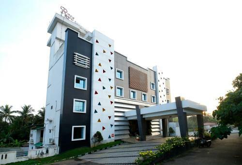 Rose International Hotel