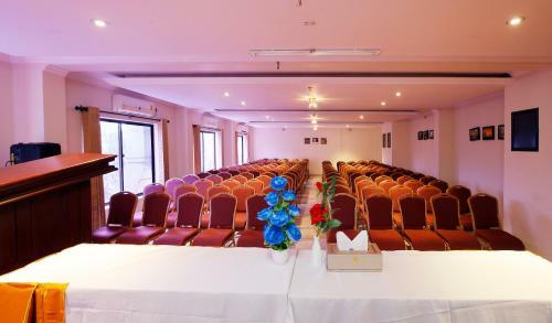 Rose International Hotel