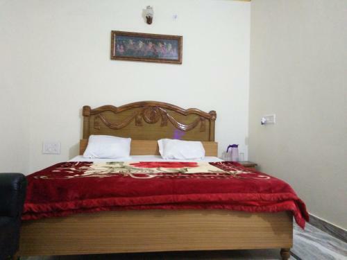 Hotel Monarch Rama Palace