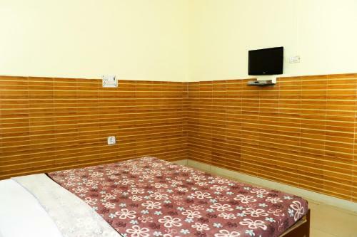 Spot On 41331 Hotel Yuvraj