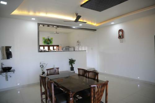 Eko Stay- White Panorama Villa