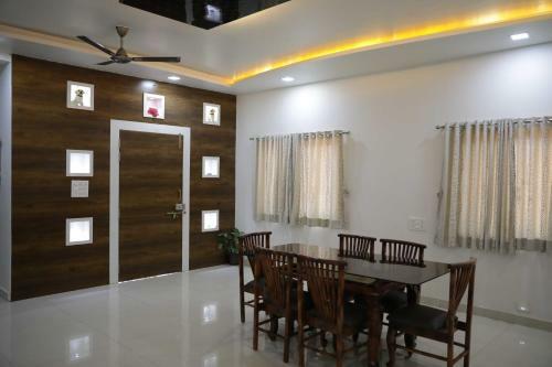 Eko Stay- White Panorama Villa
