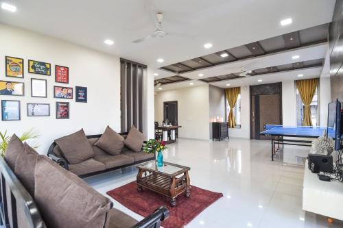 Eko Stay (gold)- Zen Villa