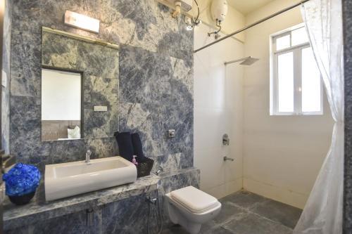 Eko Stay (gold)- Zen Villa