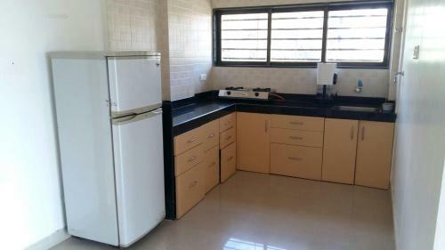 Valley View Apartment