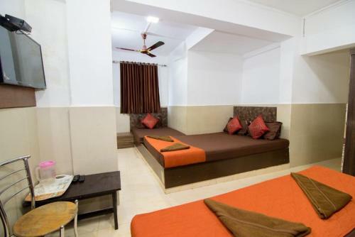Hotel Travellers Inn