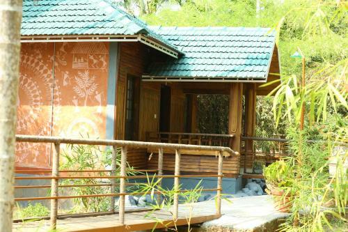 Hotel Yamunatheeram