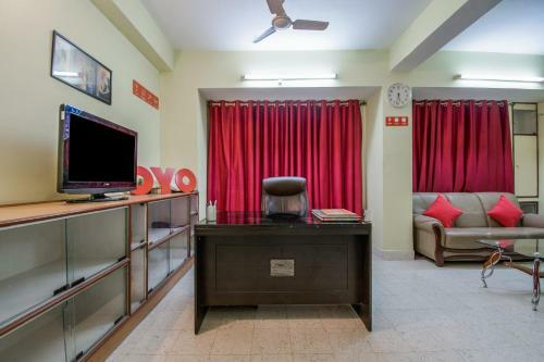 Hotel Oyo 23043 Grand Ar Residency