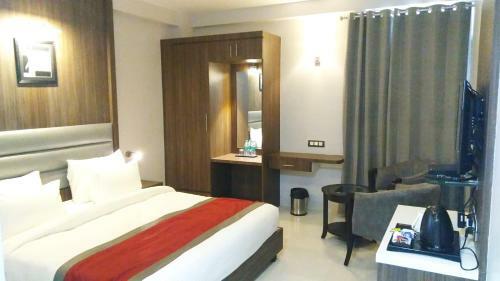 Hotel Amrapali Residency