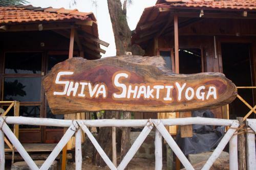 Hotel Shiva Shakti Yoga Beach Resort