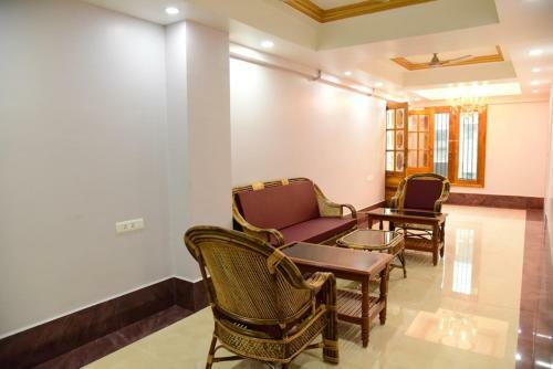Hotel Chembiyan