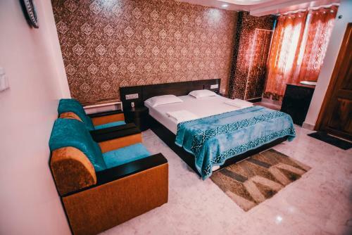 Hotel Gkm Grand