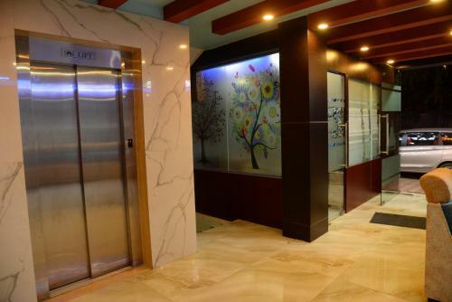 Hotel King Safire