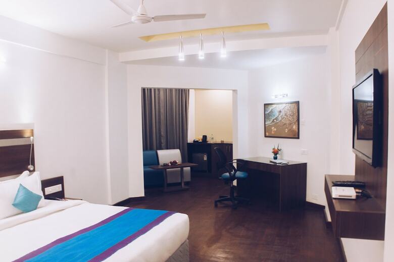 Keys Select Hotel Aqua Green
