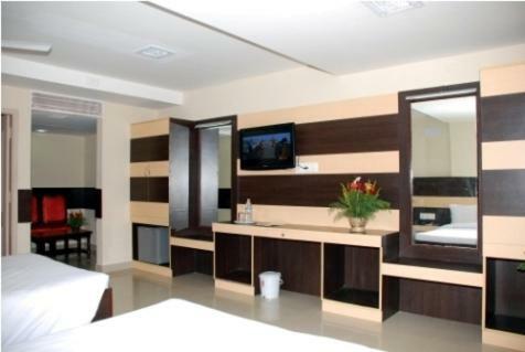 Mgr Regency Hotel
