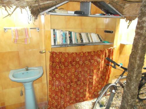 Hostal Orly Cafe And Guest House