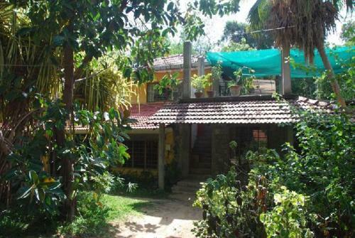 Hostal Isai Ambalam Guest House
