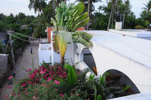 Hostal Villa Anna Pondy