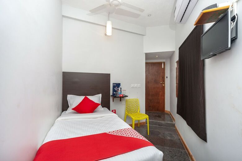 Hotel Oyo 19520 Le Royal Muraa