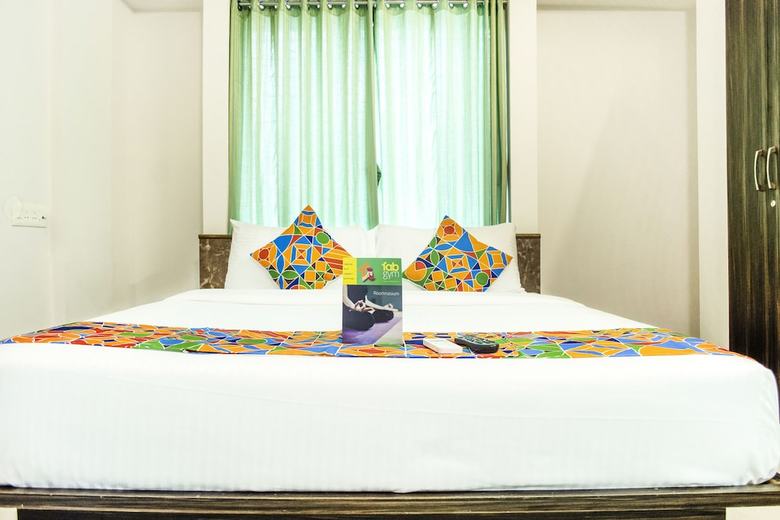 Hotel Fabexpress Ddpk Ajay Inn Pune Airport