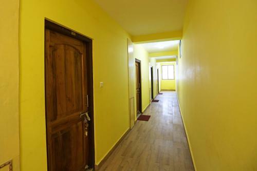 Hotel Oyo 9958 Laxmi Resort