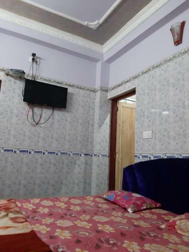 Hotel Goroomgo Sureswory Pampa Puri