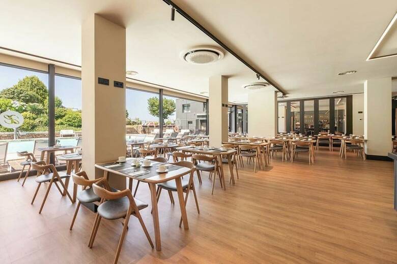 Hotel Exe Peregrino