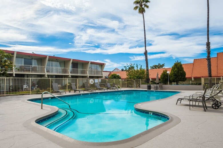 Hotel Monterey Bay Travelodge