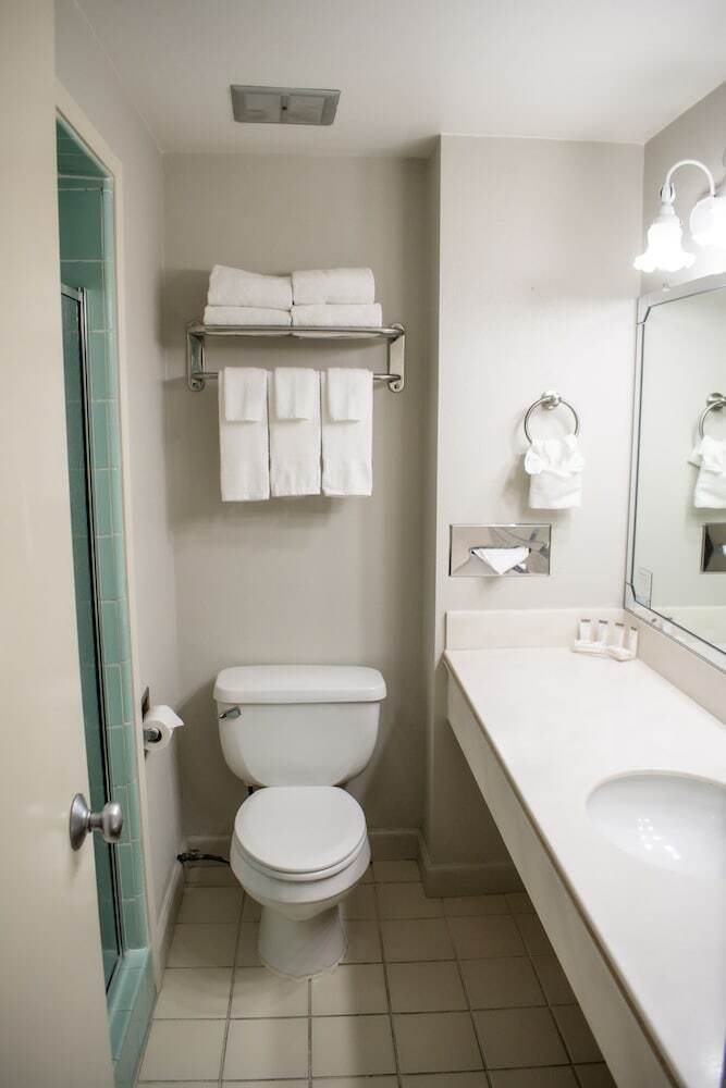 Hotel Monterey Bay Travelodge