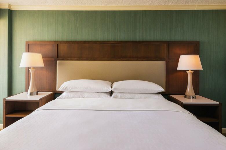 Hotel Sheraton Sand Key Resort