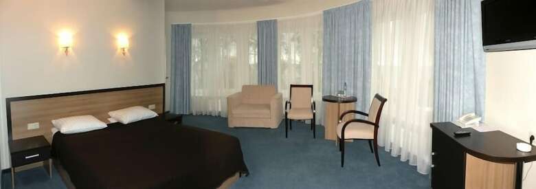Crystal Hotel