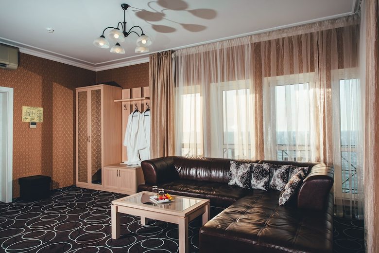 Apriori Hotel
