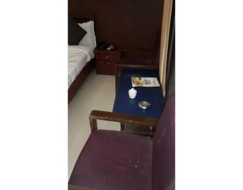 Hotel Premium Rooms Near Laxman Jhula