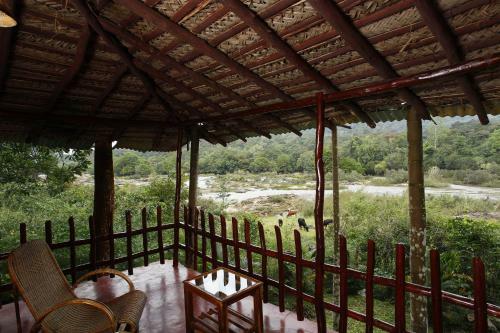 Shanthi Kunnj - A Paradise By The Riverside