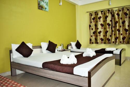 Hotel Debjyoti