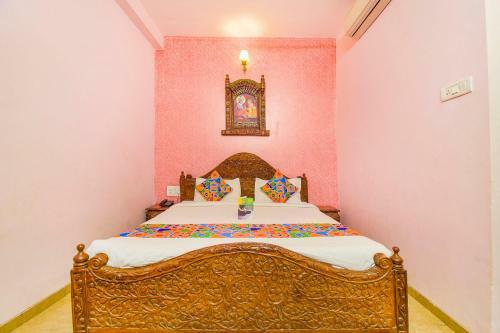 Fabhotel Paradise For You