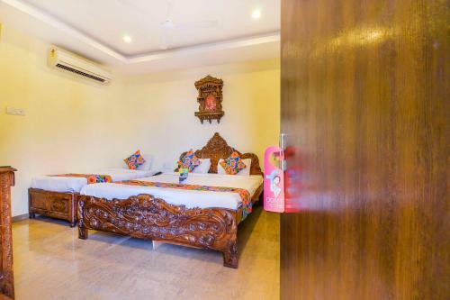 Fabhotel Paradise For You